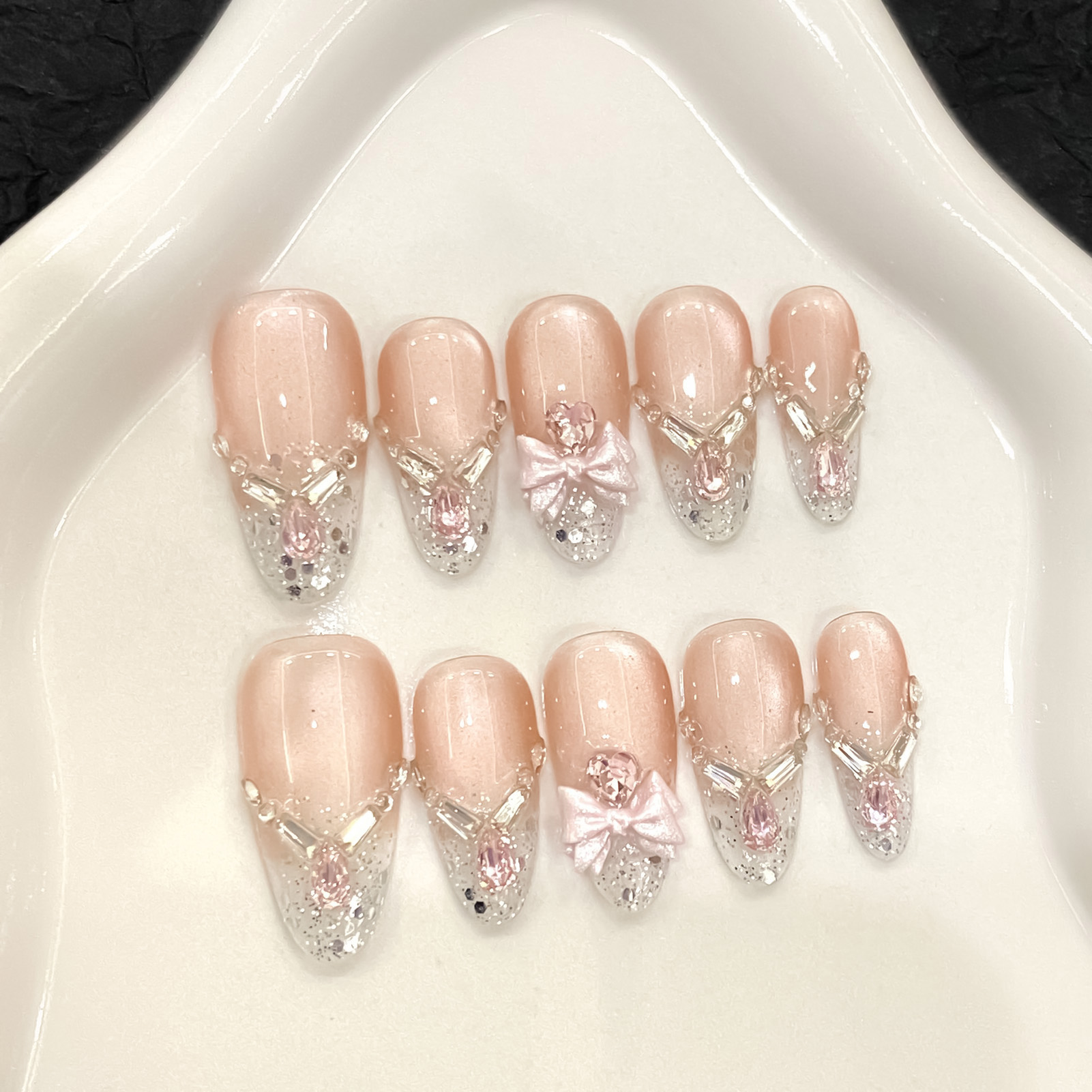 Handgemaakte kattenogen valse  - Nail Art Cat Eye Pink recensie en prijs