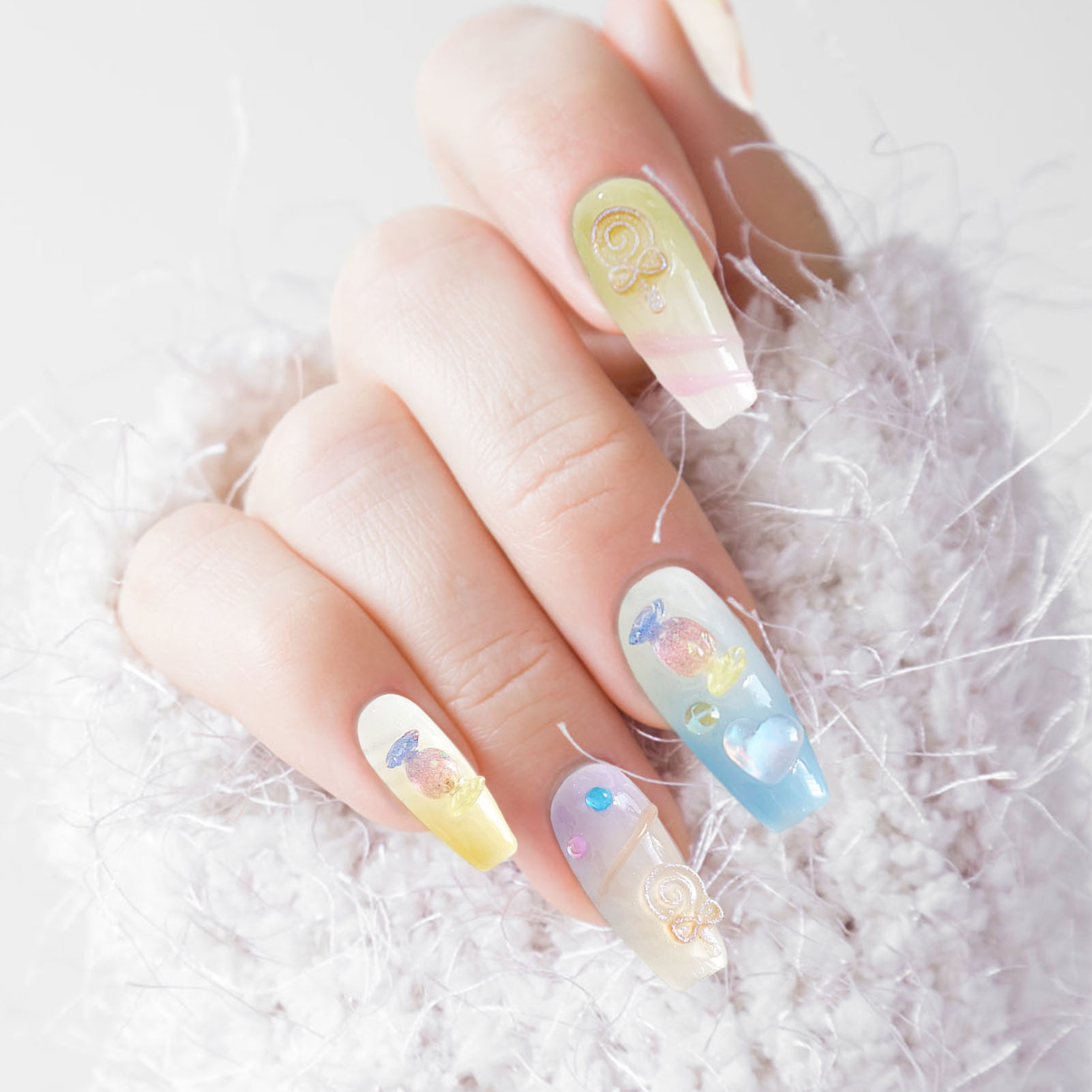 Handgemaakte pers op nagels Zo - Nail Art Press On recensie en prijs