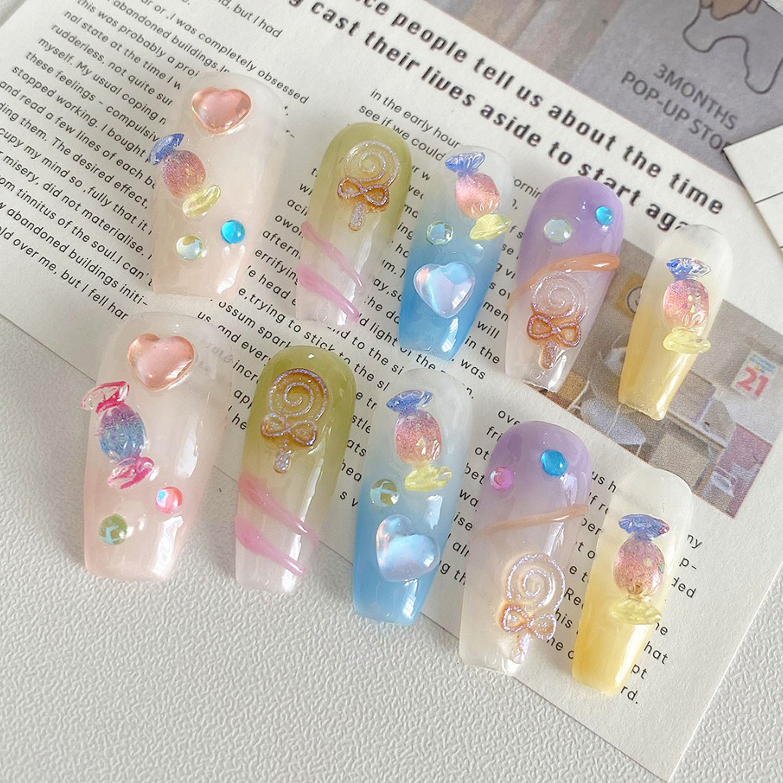 Handgemaakte pers op nagels Zo - Nail Art Press On recensie en prijs